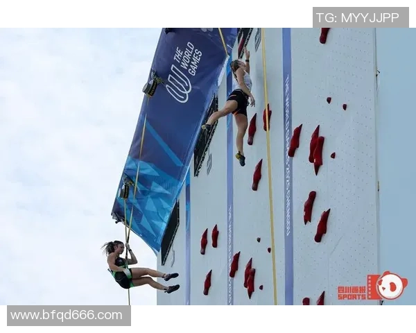 中国攀岩队首次斩获世界杯团体冠军